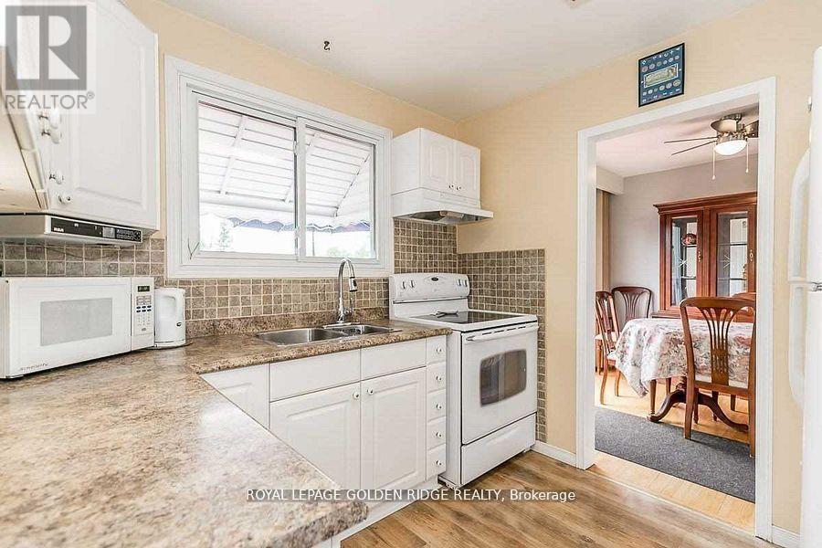 2082 Lea Road Property Photo 4