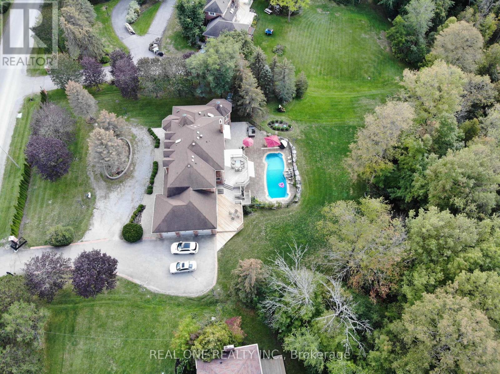 12 Jarvis Avenue Property Photo 2