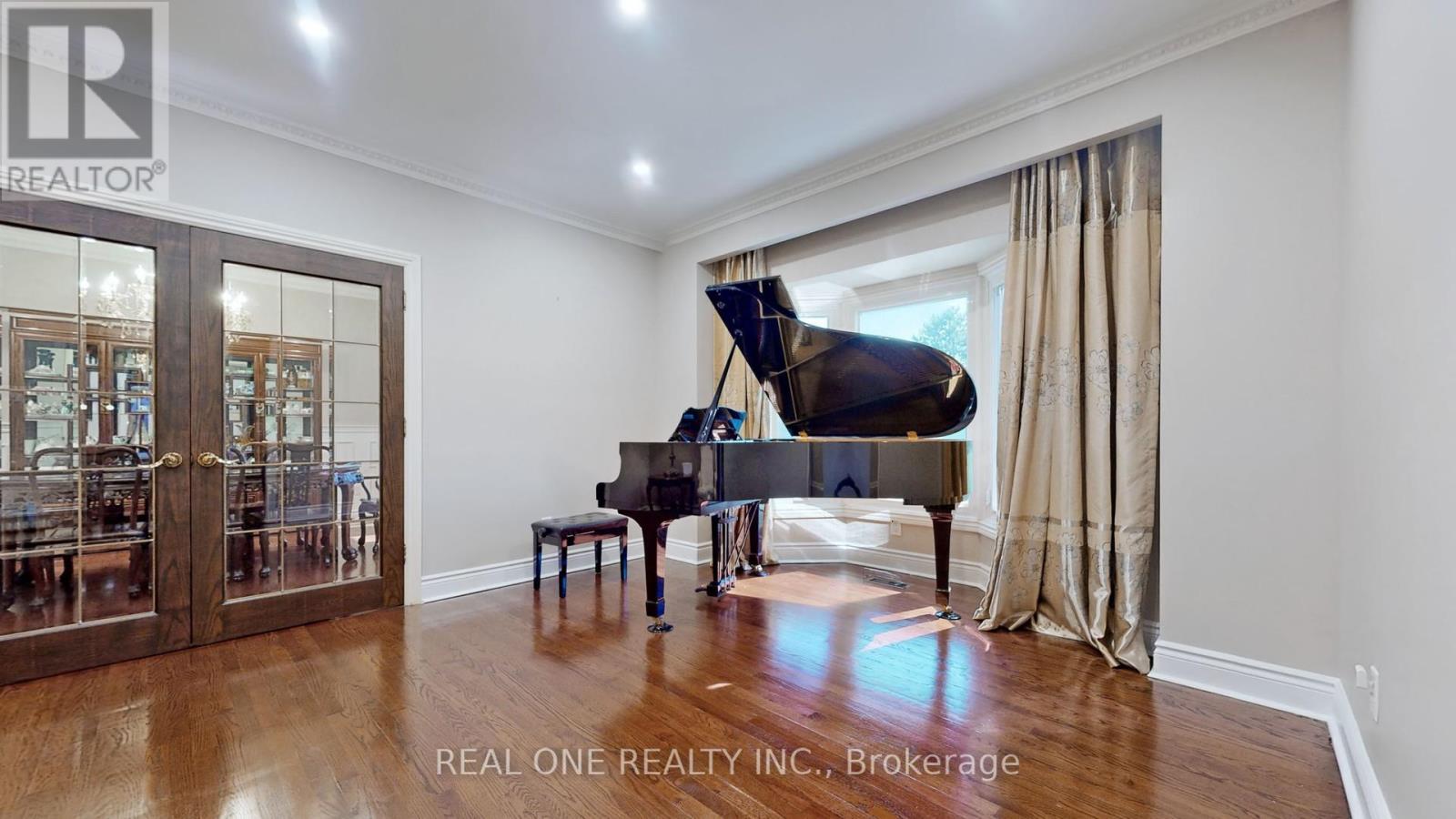 12 Jarvis Avenue Property Photo 7
