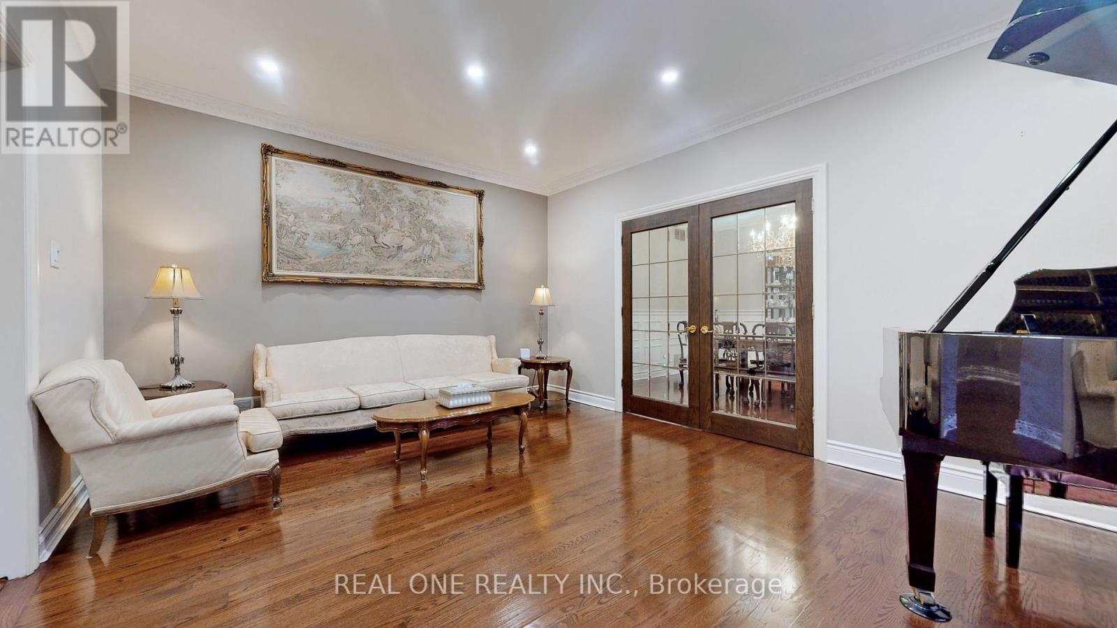 12 Jarvis Avenue Property Photo 8