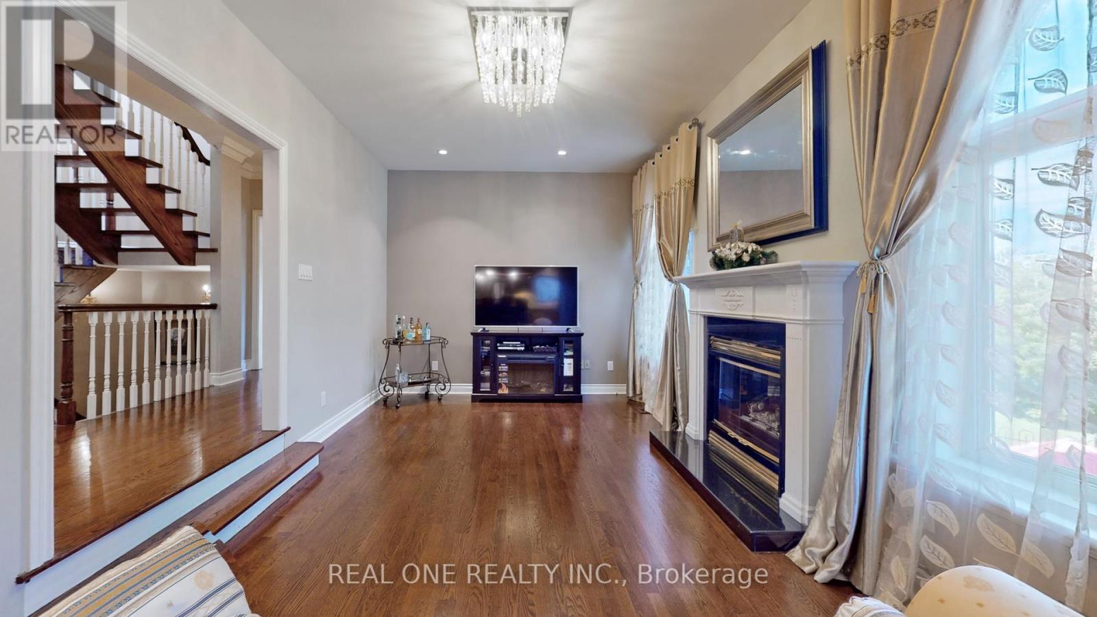12 Jarvis Avenue Property Photo 11
