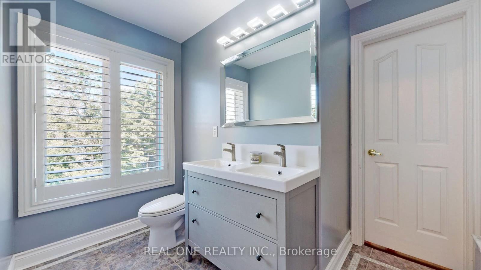 12 Jarvis Avenue Property Photo 28