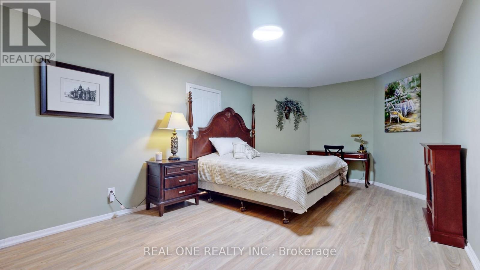 12 Jarvis Avenue Property Photo 34