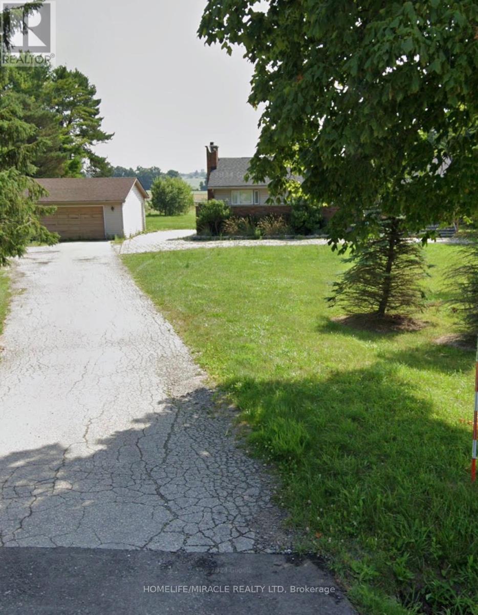 1209 Sideroad 20 Property Photo 1