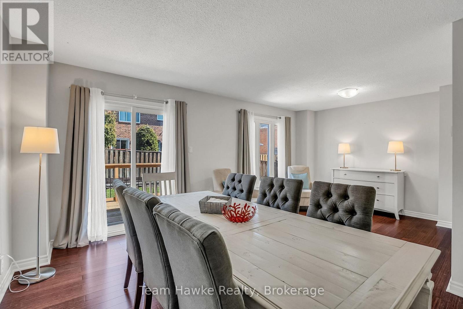 15 White Boulevard Property Photo 7