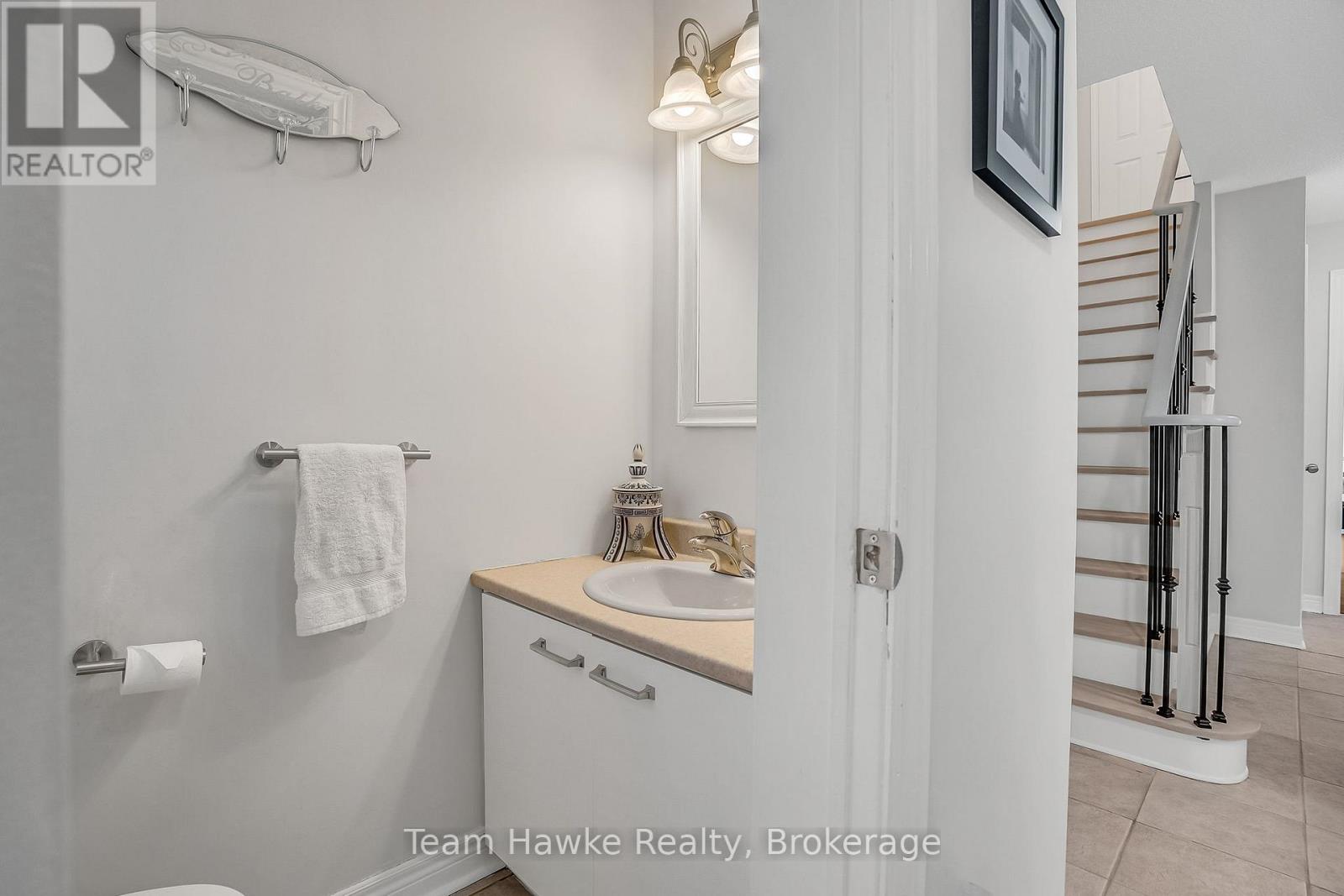 15 White Boulevard Property Photo 12