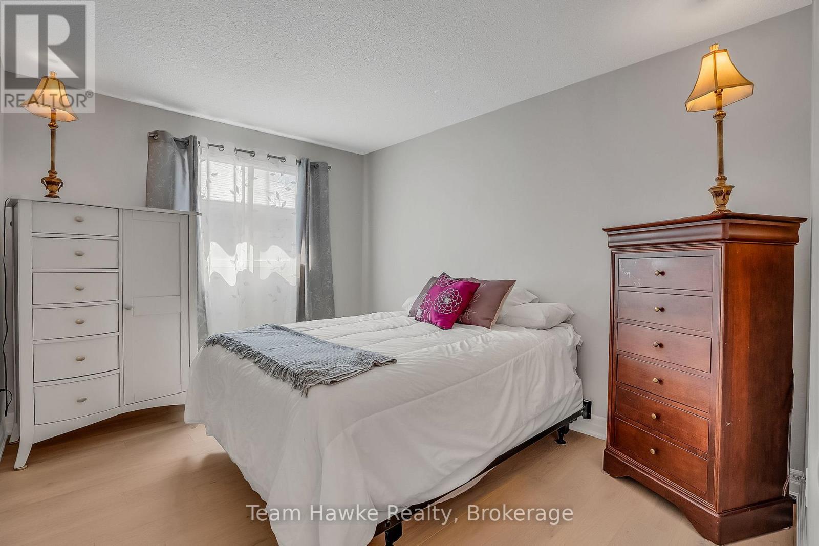 15 White Boulevard Property Photo 18
