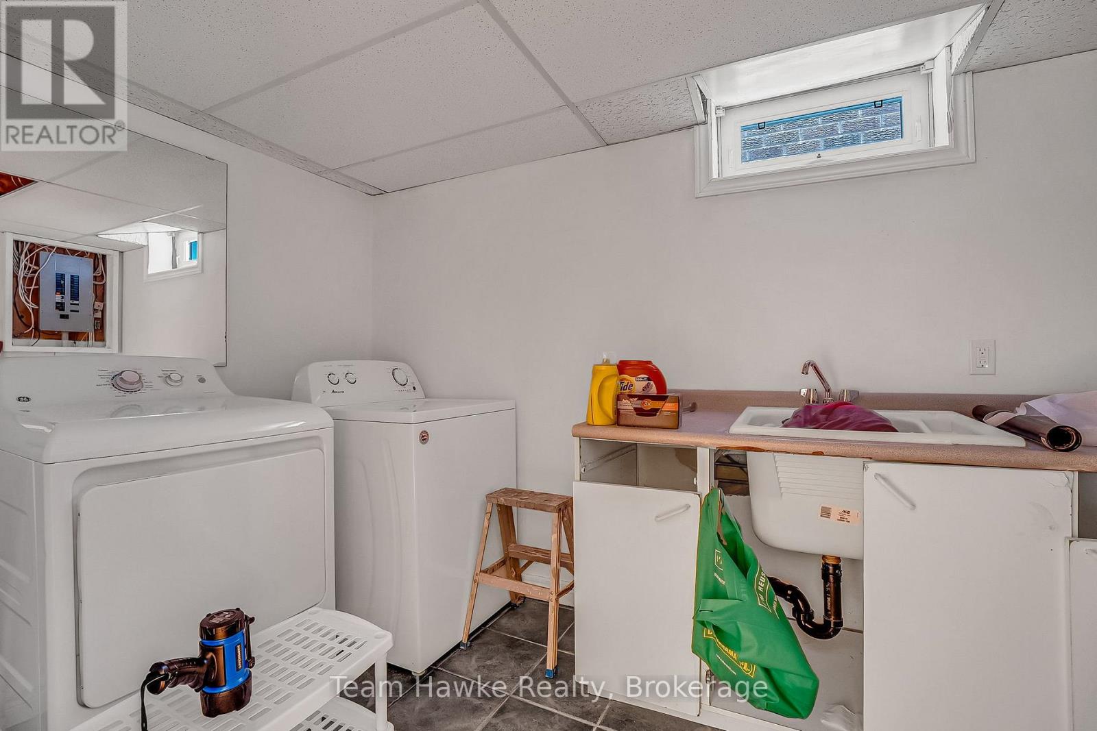 15 White Boulevard Property Photo 24