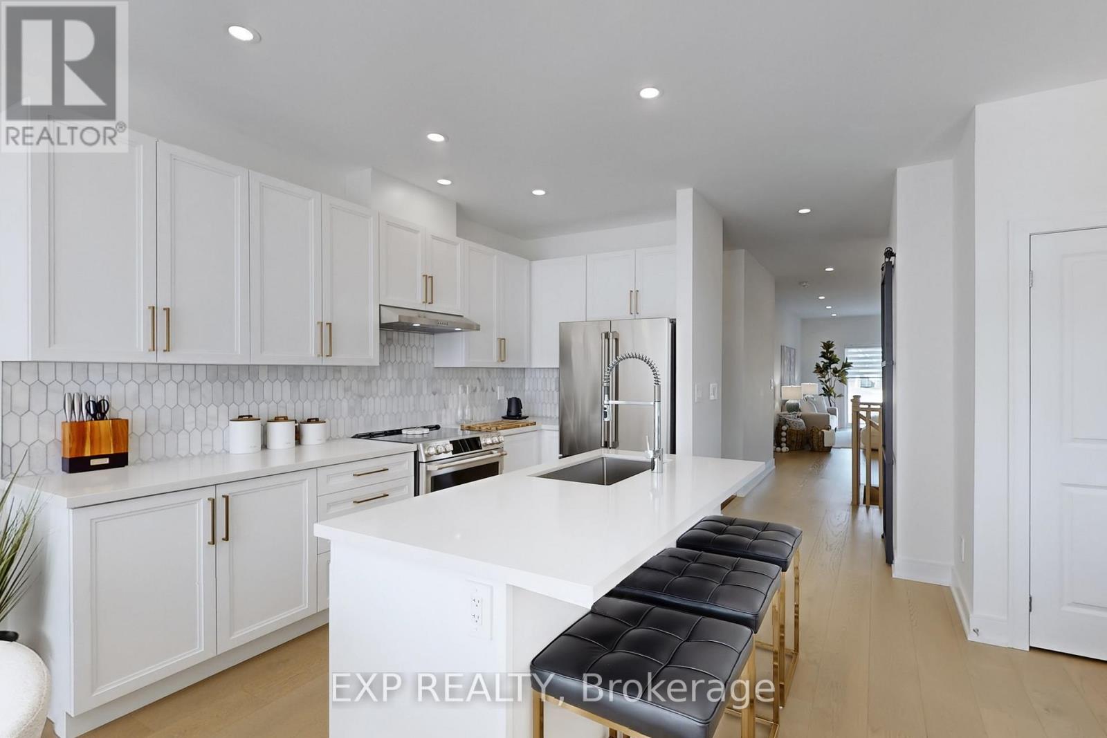 10 Palmira Drive Property Photo 11