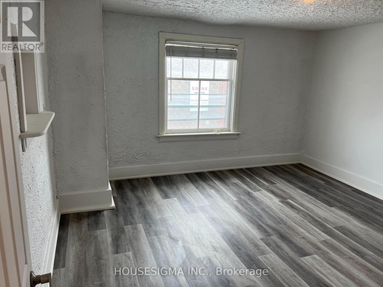 111 High St Street E Property Photo 28