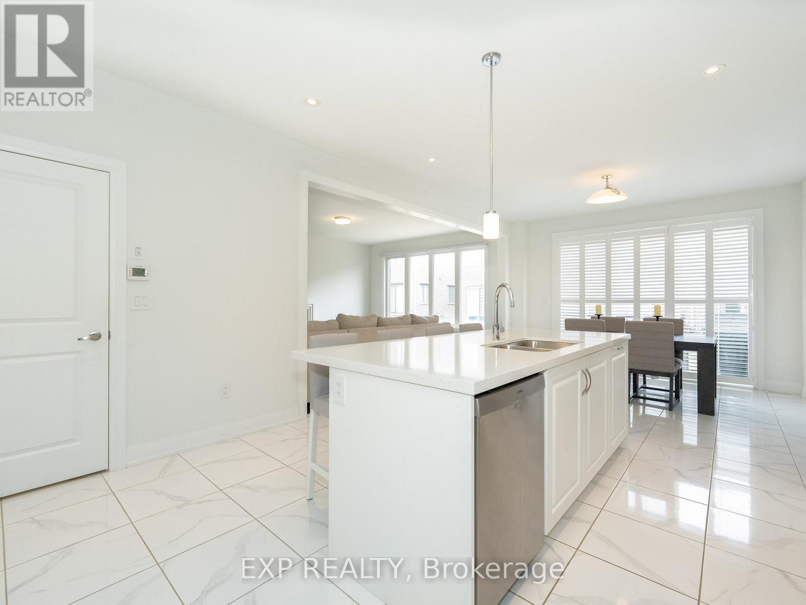 14 Longworth Avenue Property Photo 9