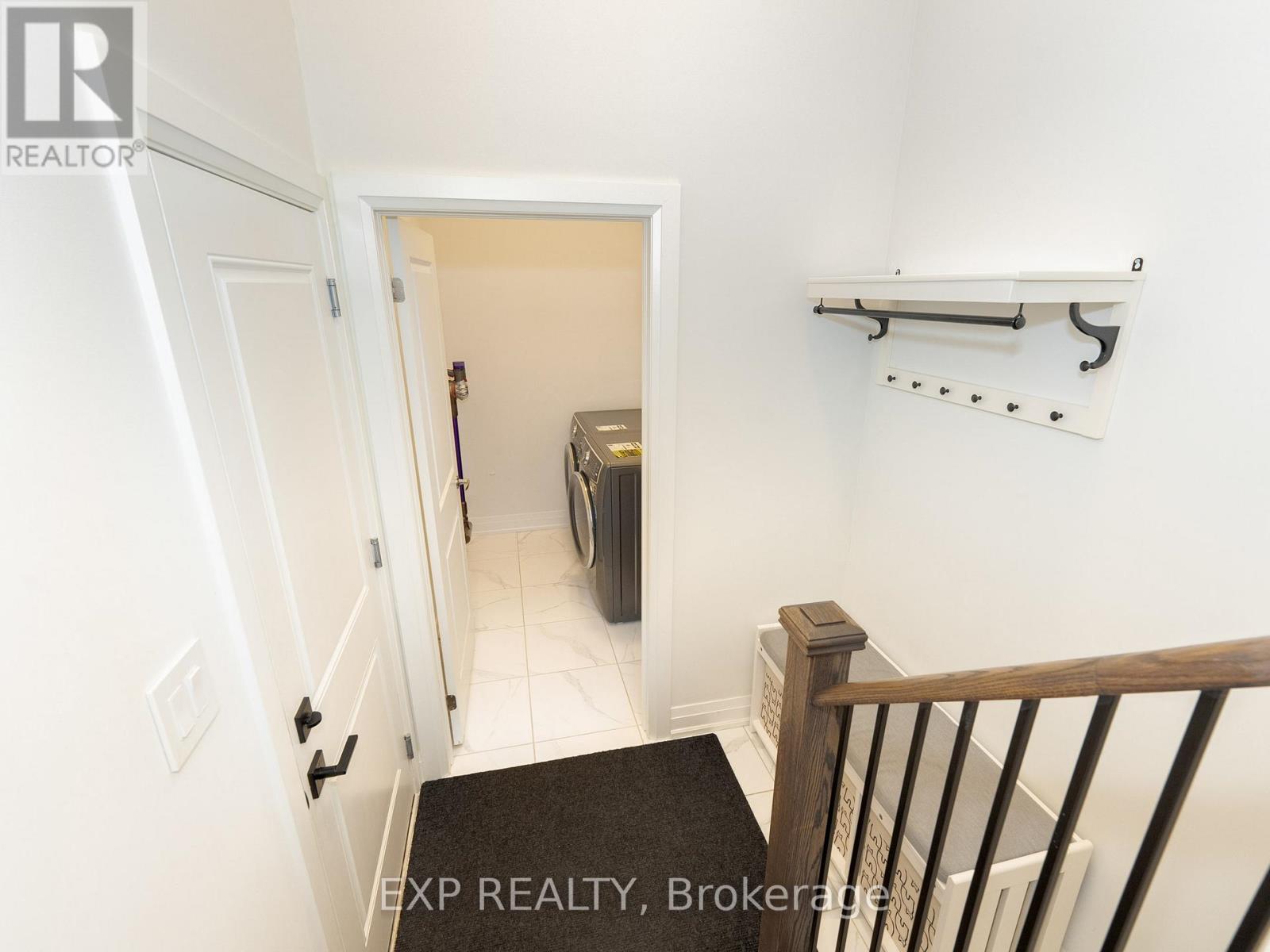 14 Longworth Avenue Property Photo 16