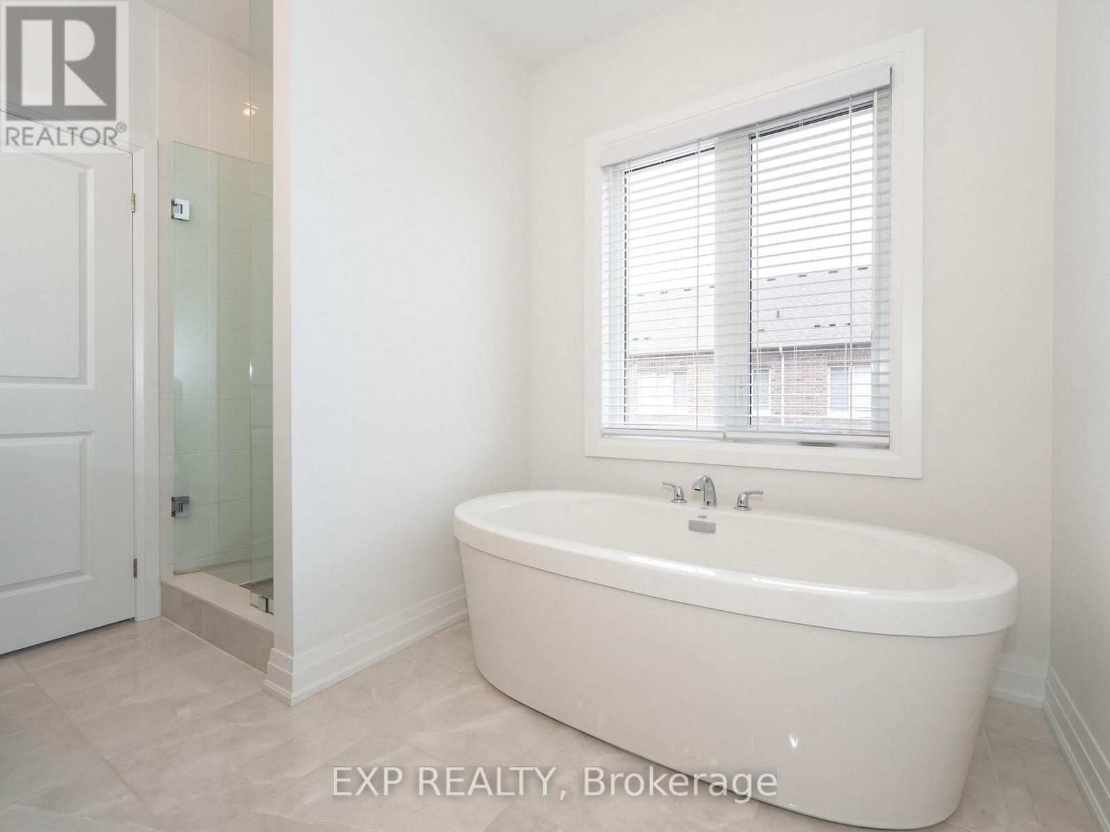 14 Longworth Avenue Property Photo 21