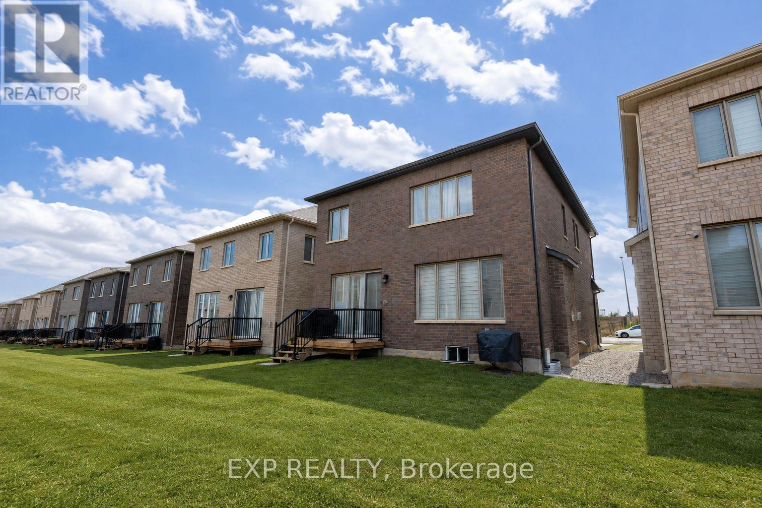 14 Longworth Avenue Property Photo 30