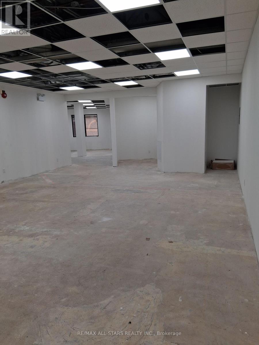 203 - 29 Toronto Street S Property Photo 3