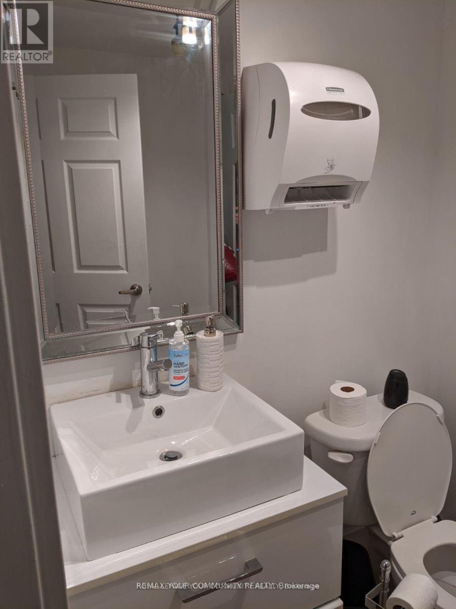 6 - 100 Ringwood Drive Property Photo 8