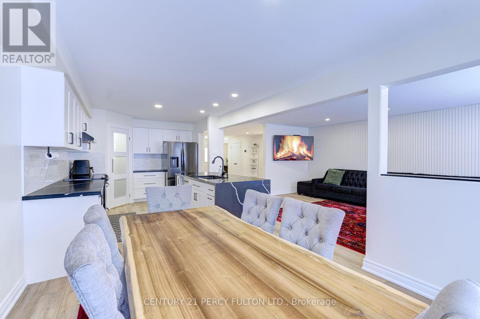 84 Anderson Road Property Photo 13
