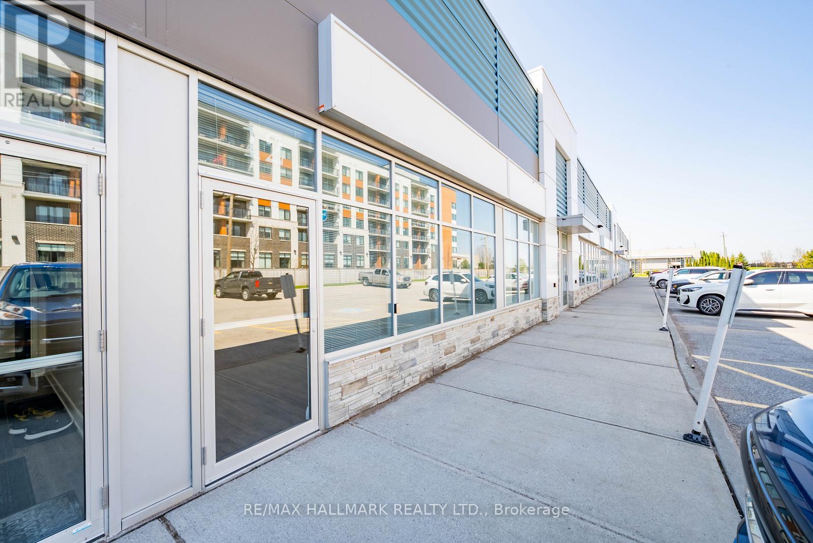 12 - 155 MOSTAR STREET