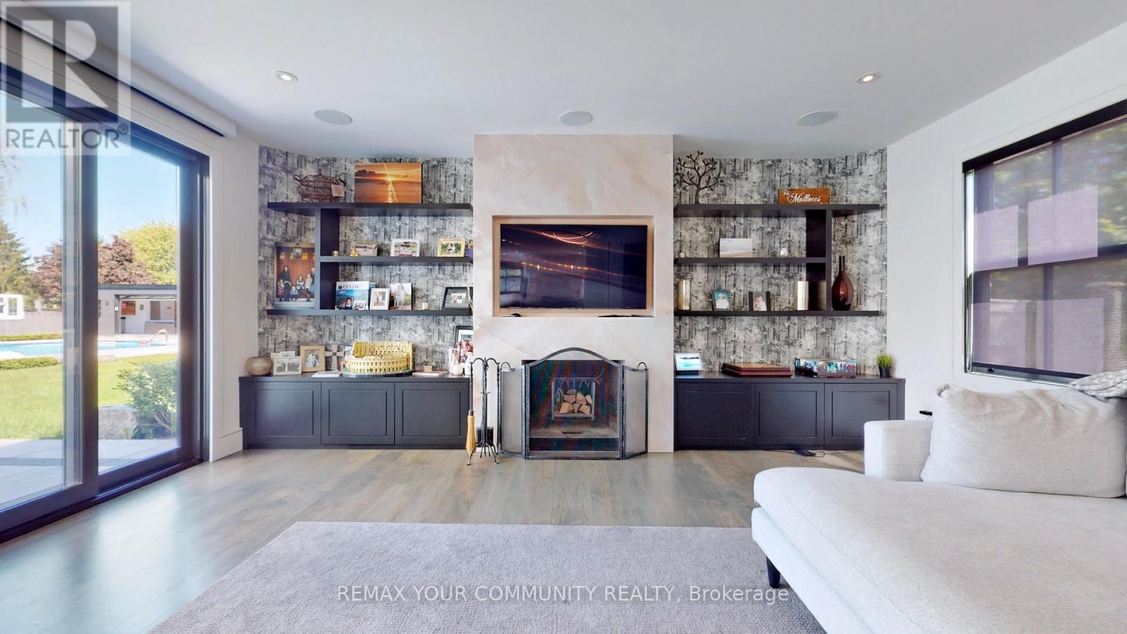 557 Aintree Drive Property Photo 19