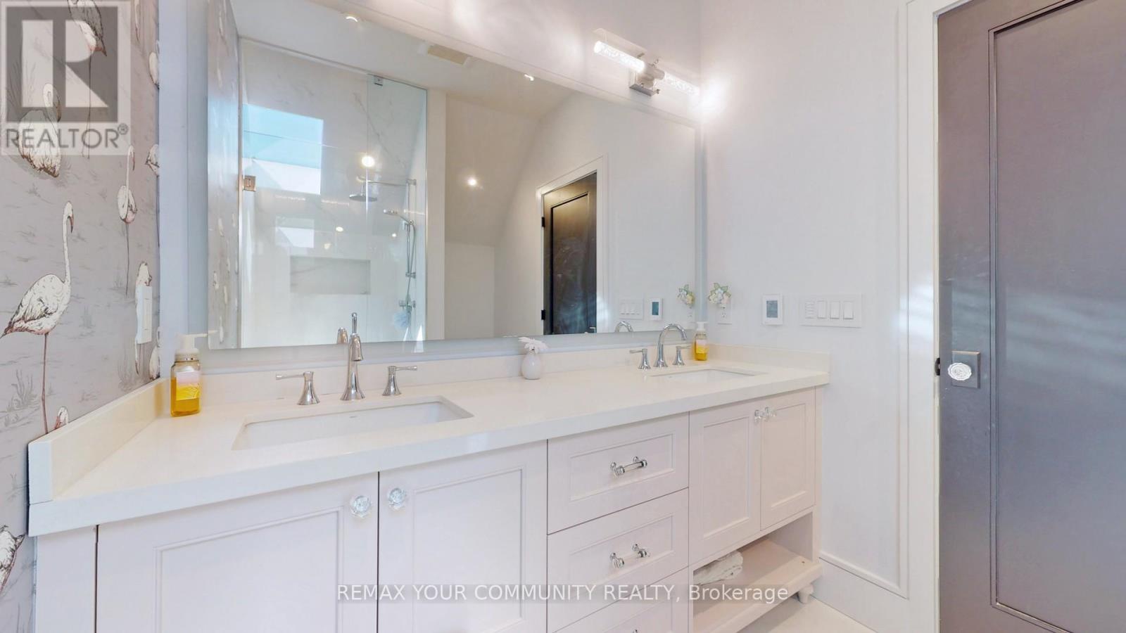 557 Aintree Drive Property Photo 35