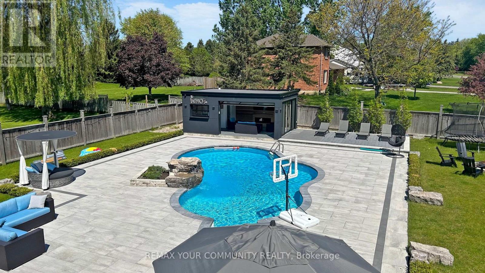 557 Aintree Drive Property Photo 45
