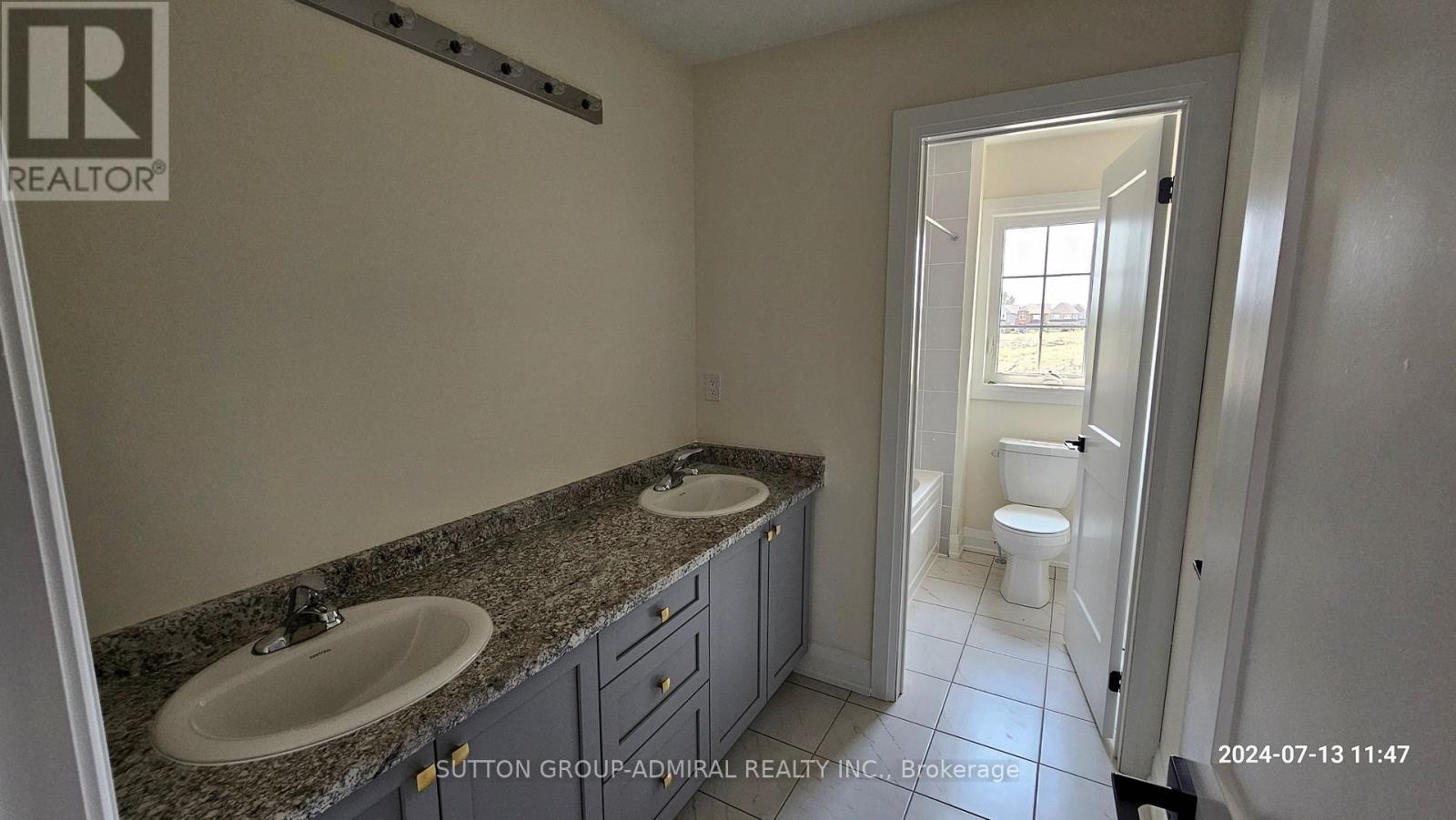 152 Hawkins Street Property Photo 14