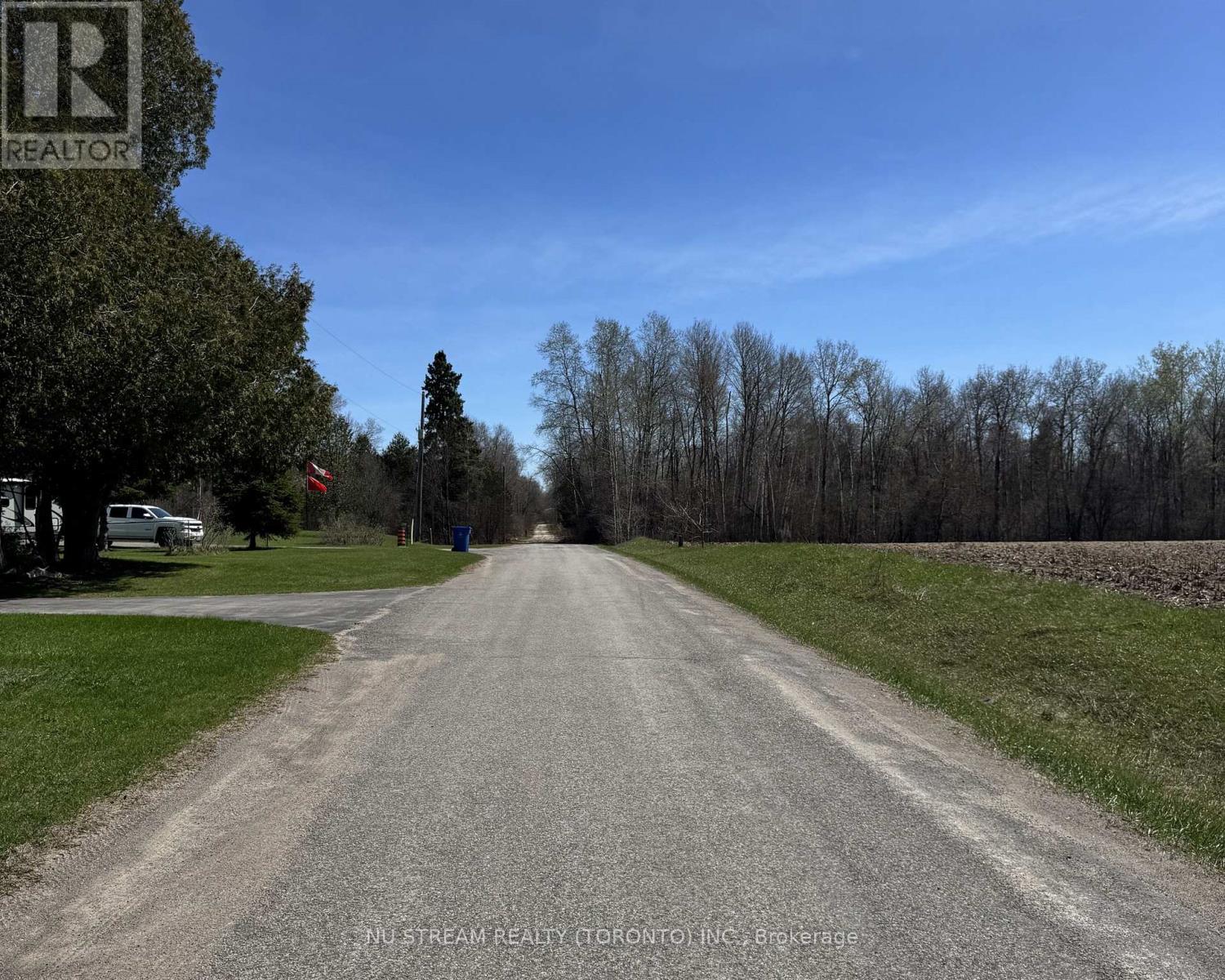 N/a 8th Concession Property Photo 1