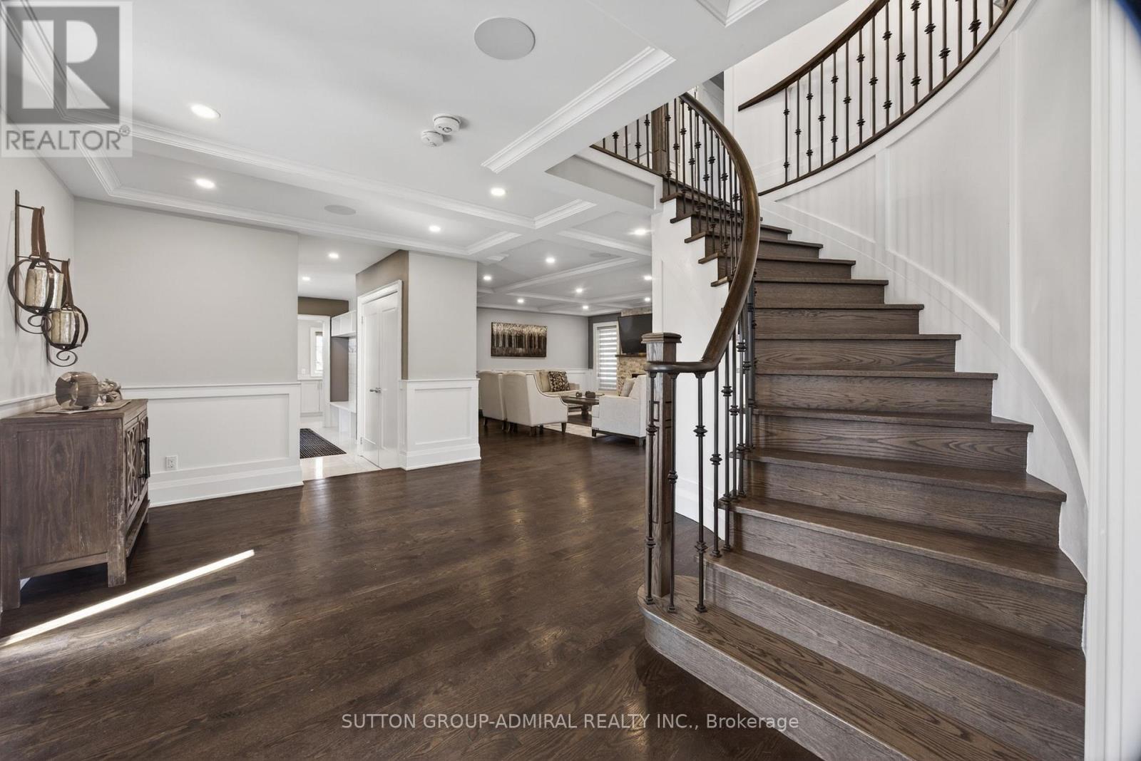 517 Aintree Drive Property Photo 17