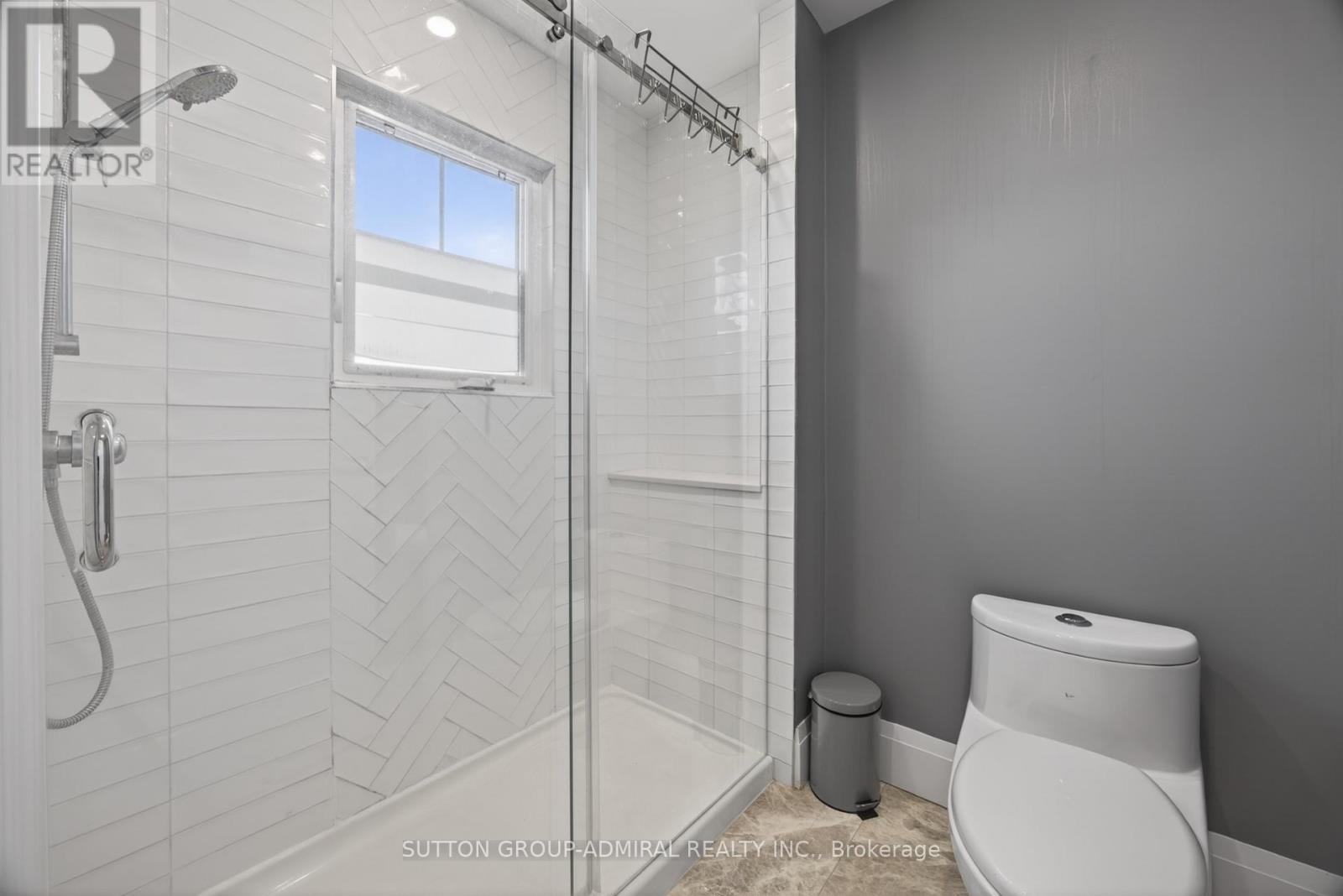 517 Aintree Drive Property Photo 26