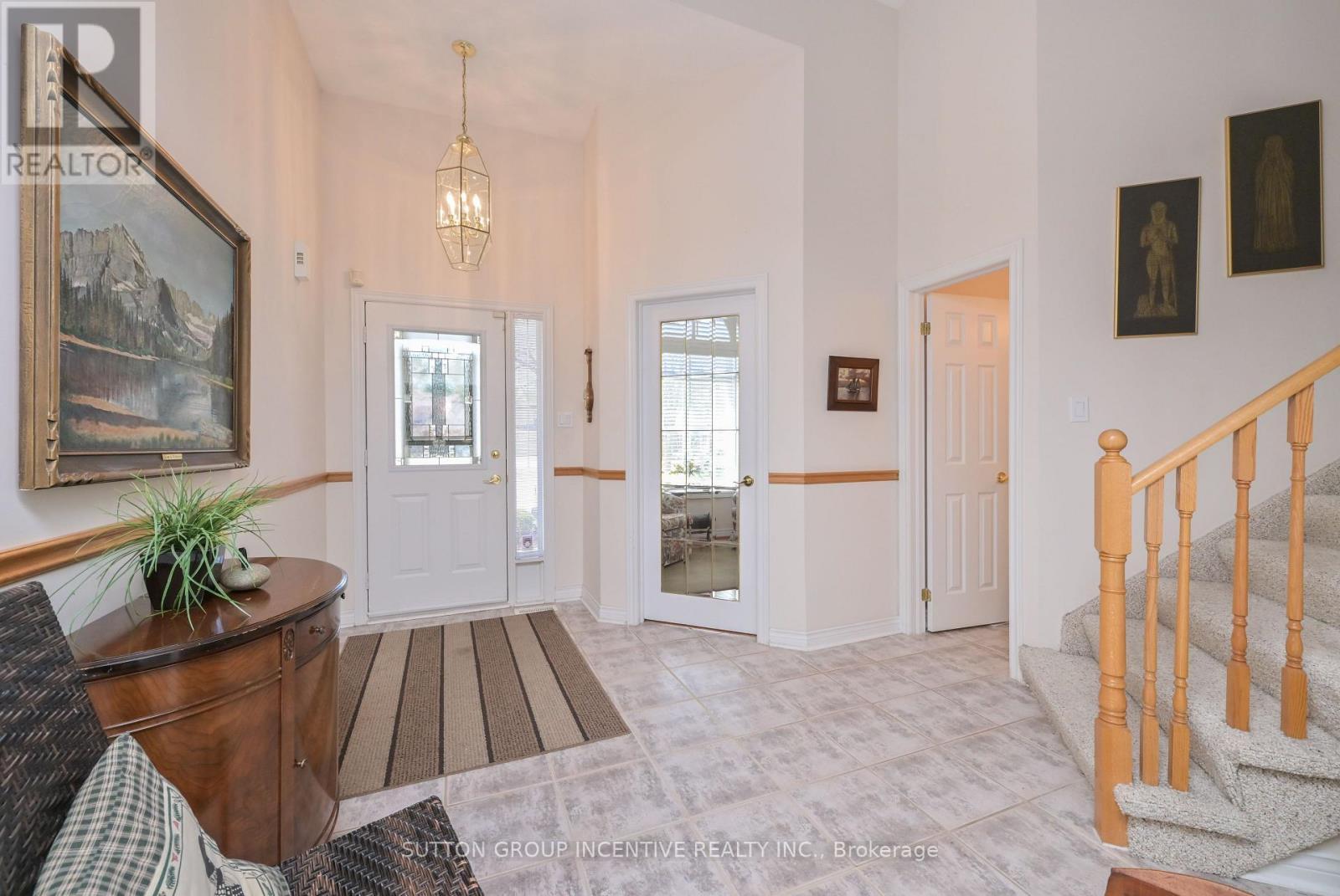 17 Sunset Boulevard Property Photo 3