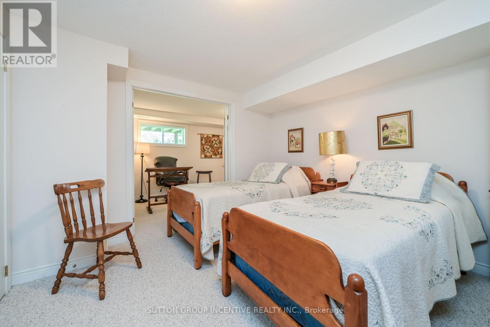 17 Sunset Boulevard Property Photo 26