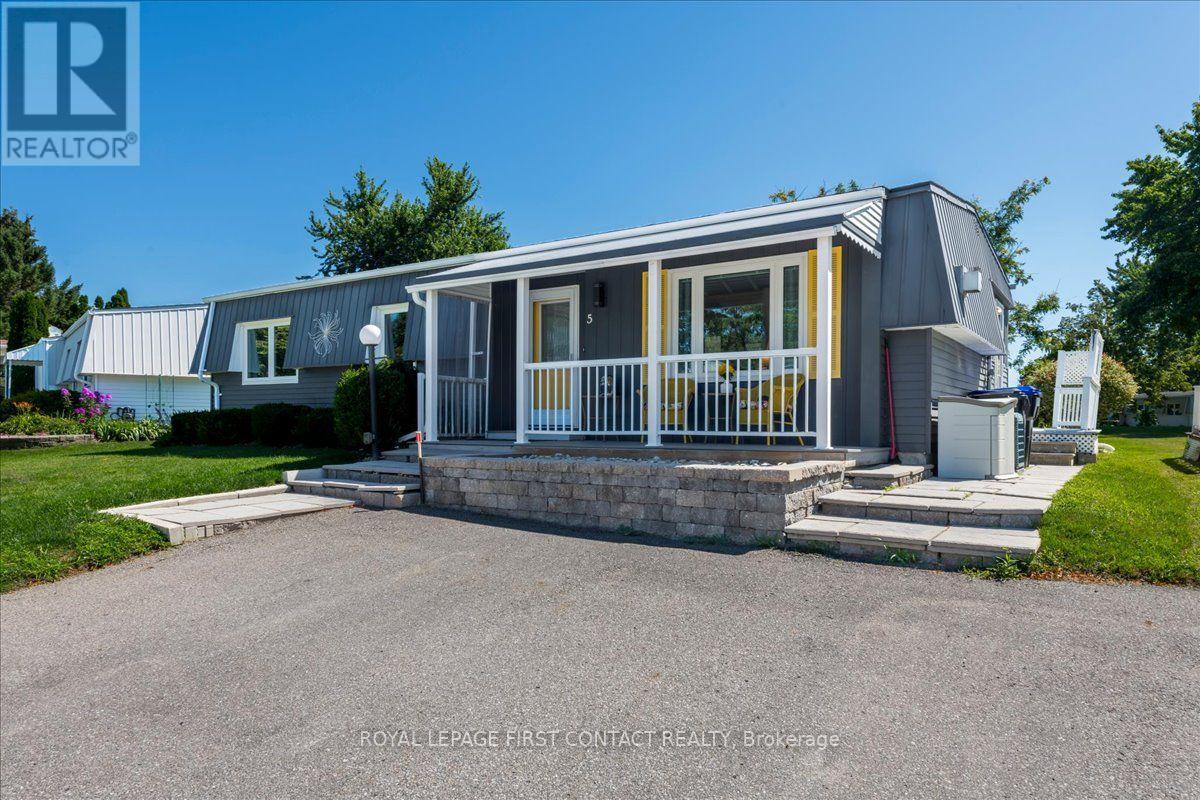 5 Terra Nova Arm Property Photo 1