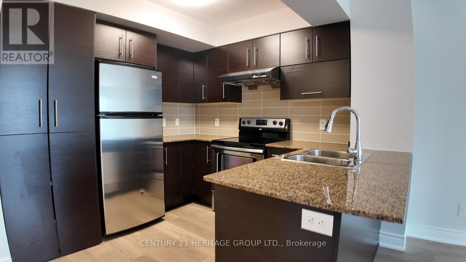 601 - 233 South Park Road Property Photo 6