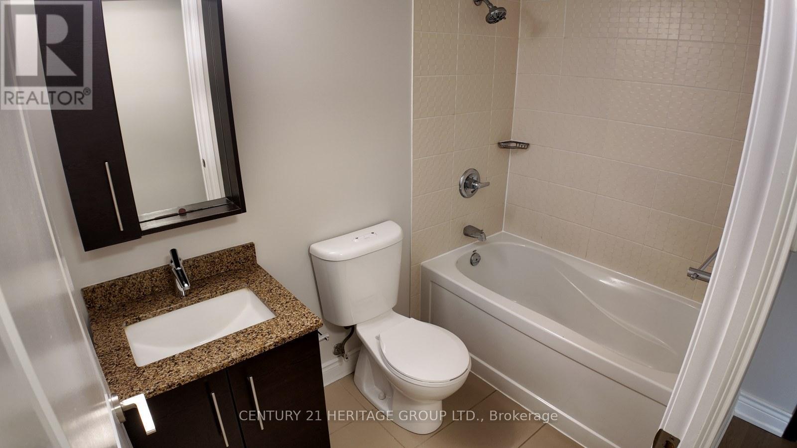 601 - 233 South Park Road Property Photo 17