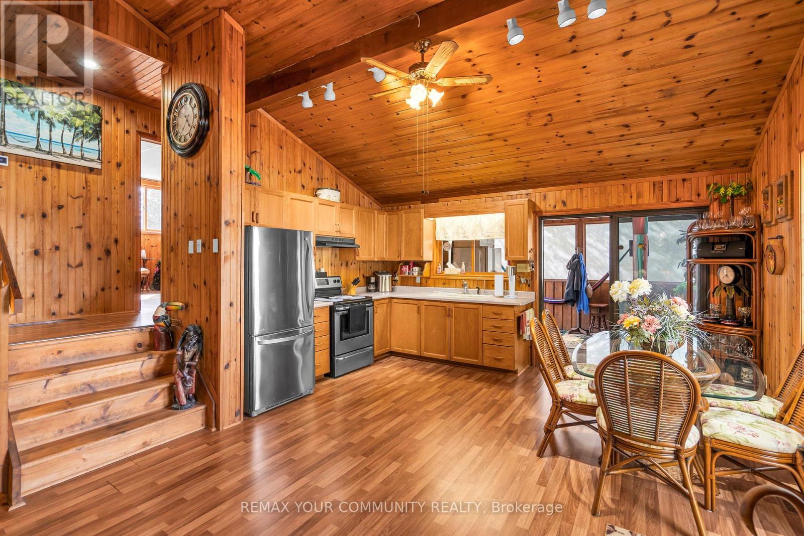 344 Loon Road E Property Photo 16