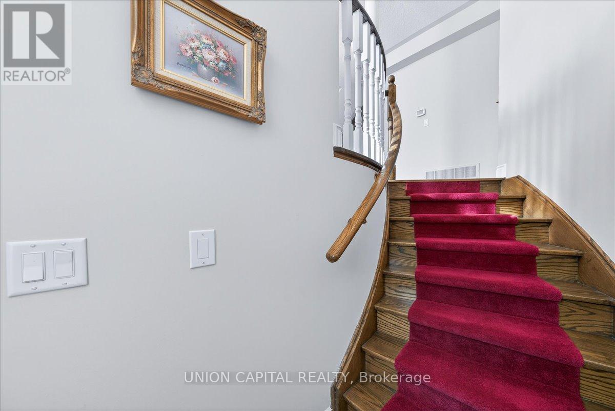 18 Honeywood Road Property Photo 8