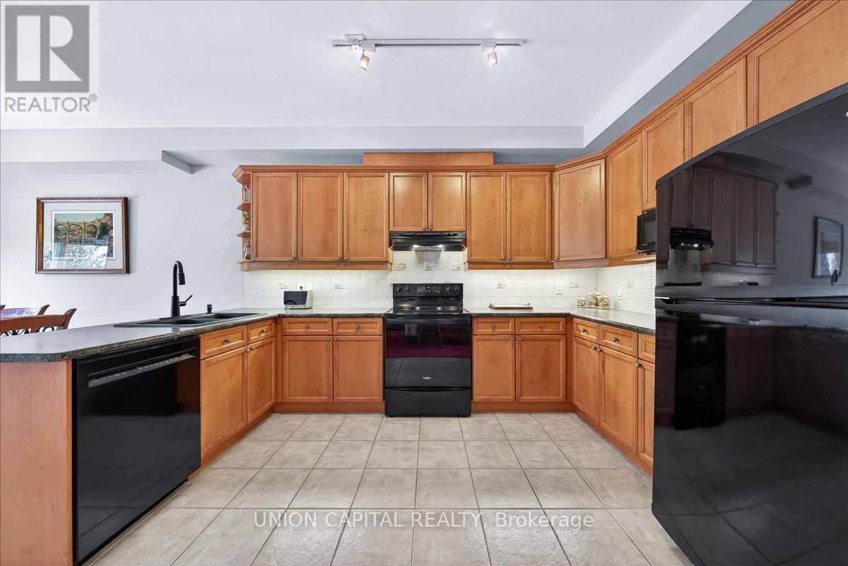 18 Honeywood Road Property Photo 12