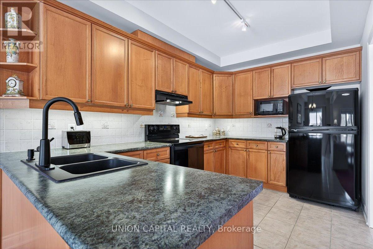 18 Honeywood Road Property Photo 13