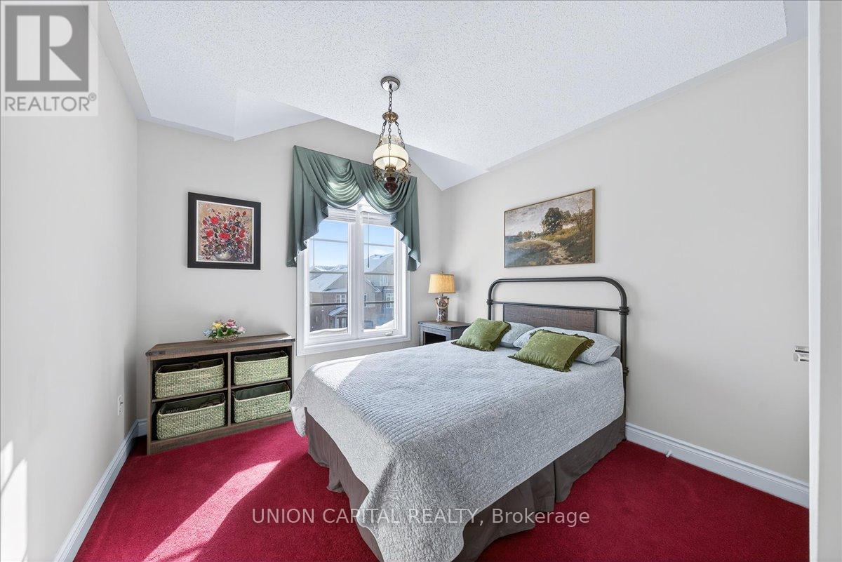 18 Honeywood Road Property Photo 24