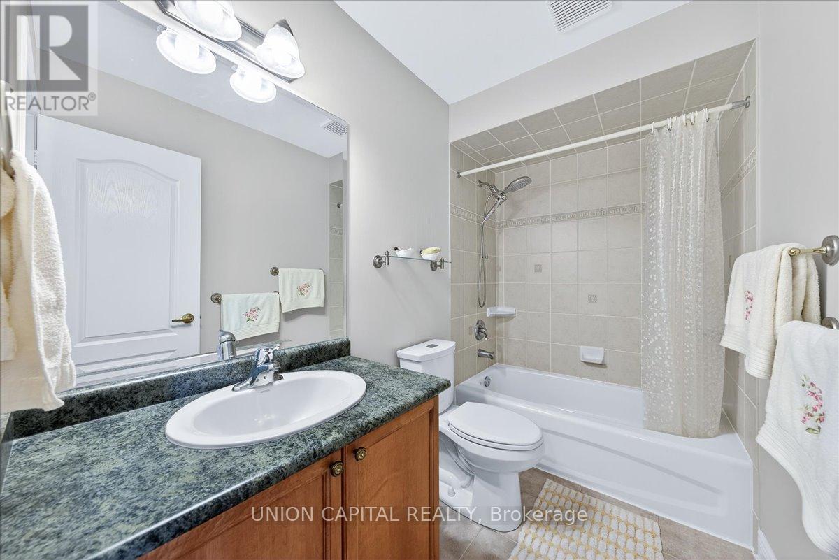 18 Honeywood Road Property Photo 25