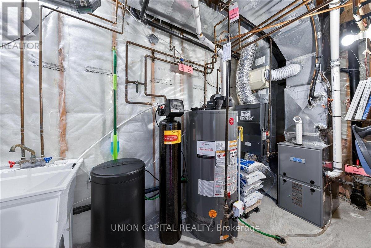 18 Honeywood Road Property Photo 31