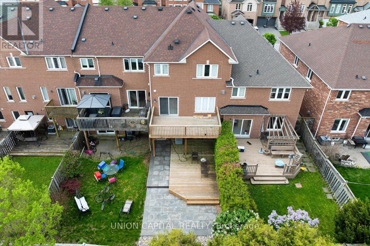 18 Honeywood Road Property Photo 35