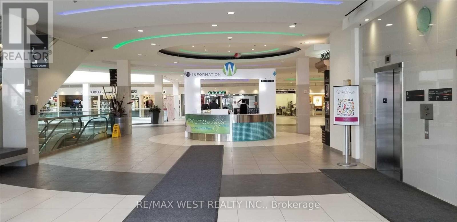 216 - 7181 Yonge Street Property Photo 4