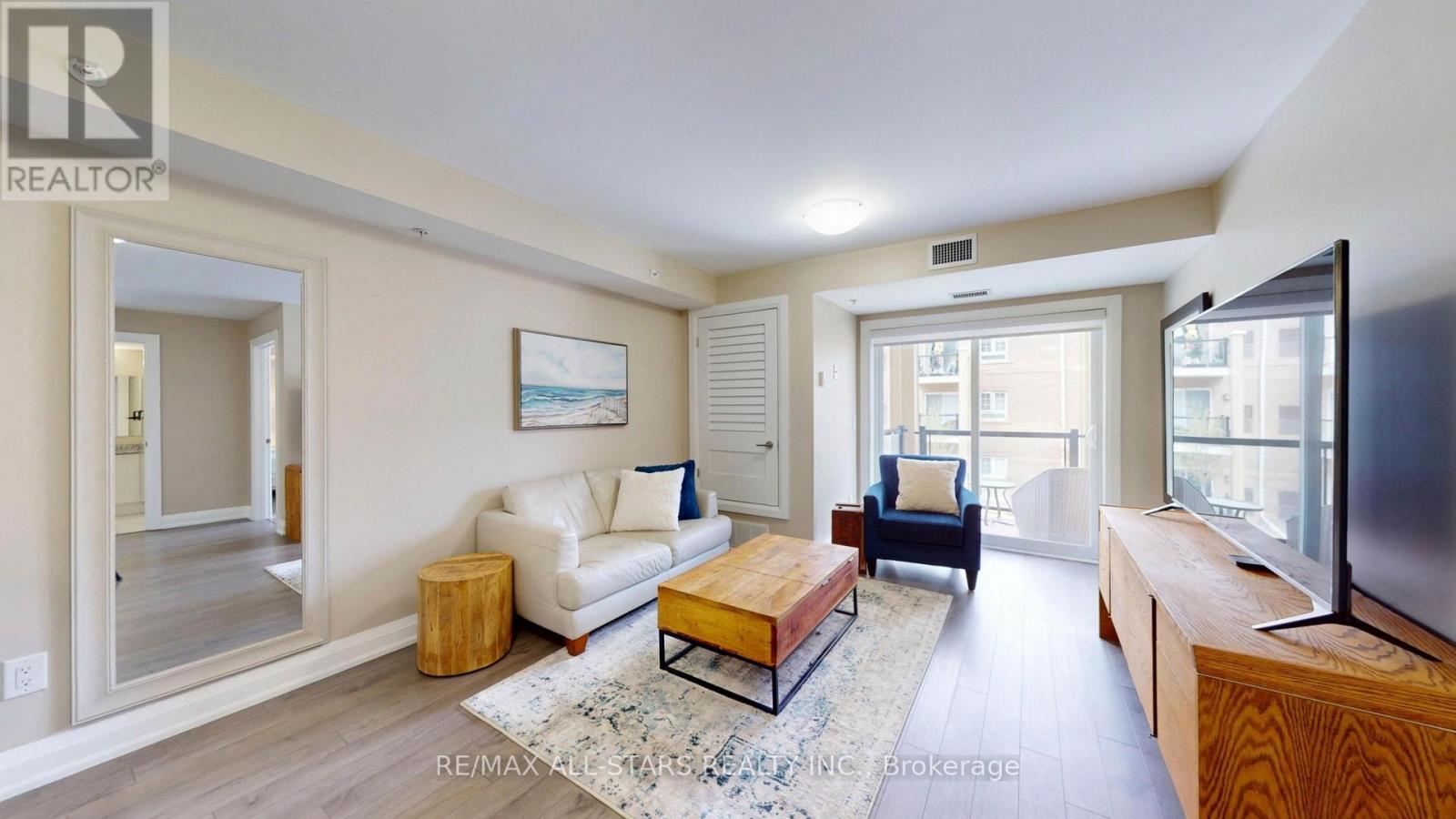203 - 481 Rupert Avenue Property Photo 1
