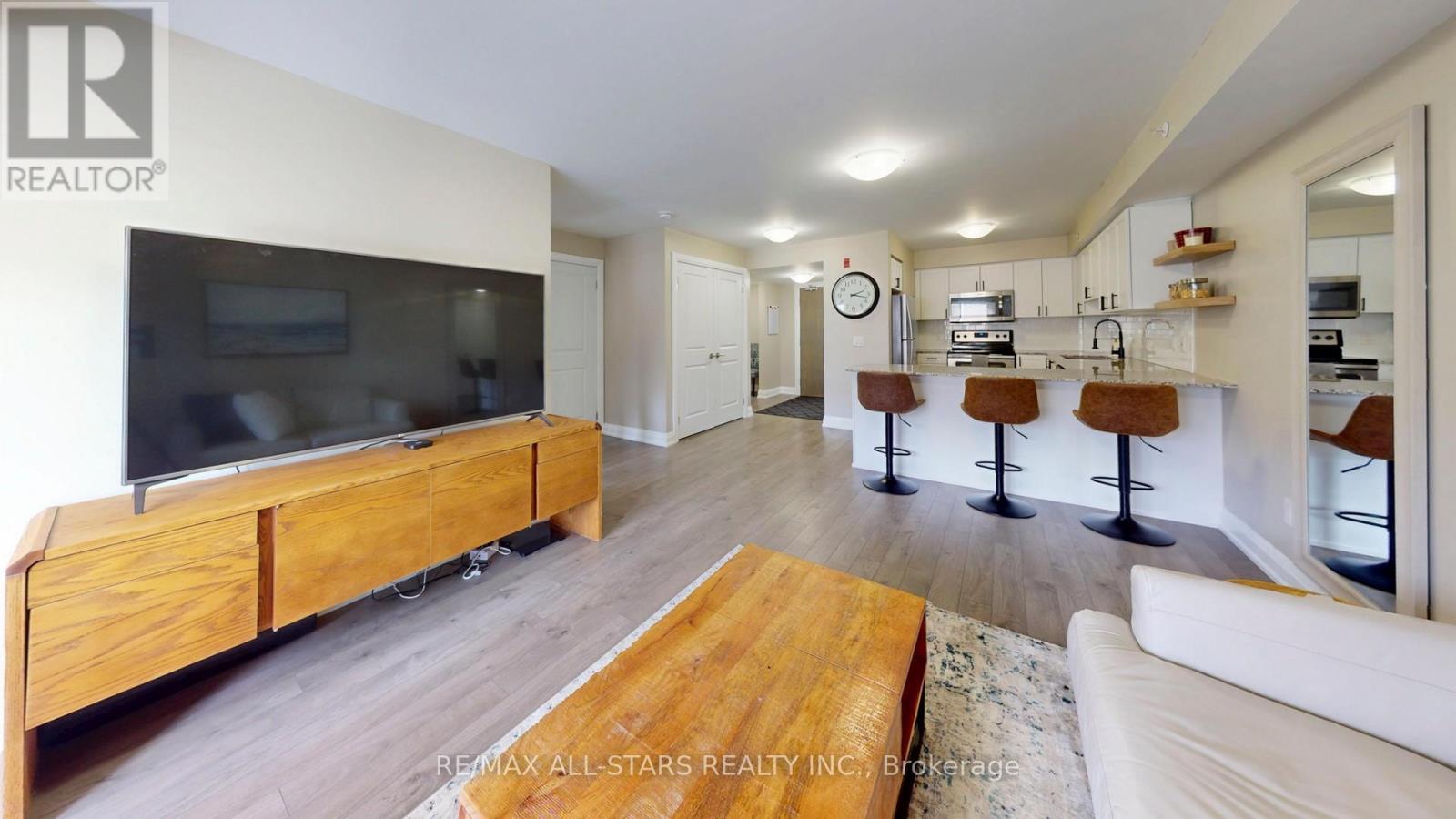 203 - 481 Rupert Avenue Property Photo 3