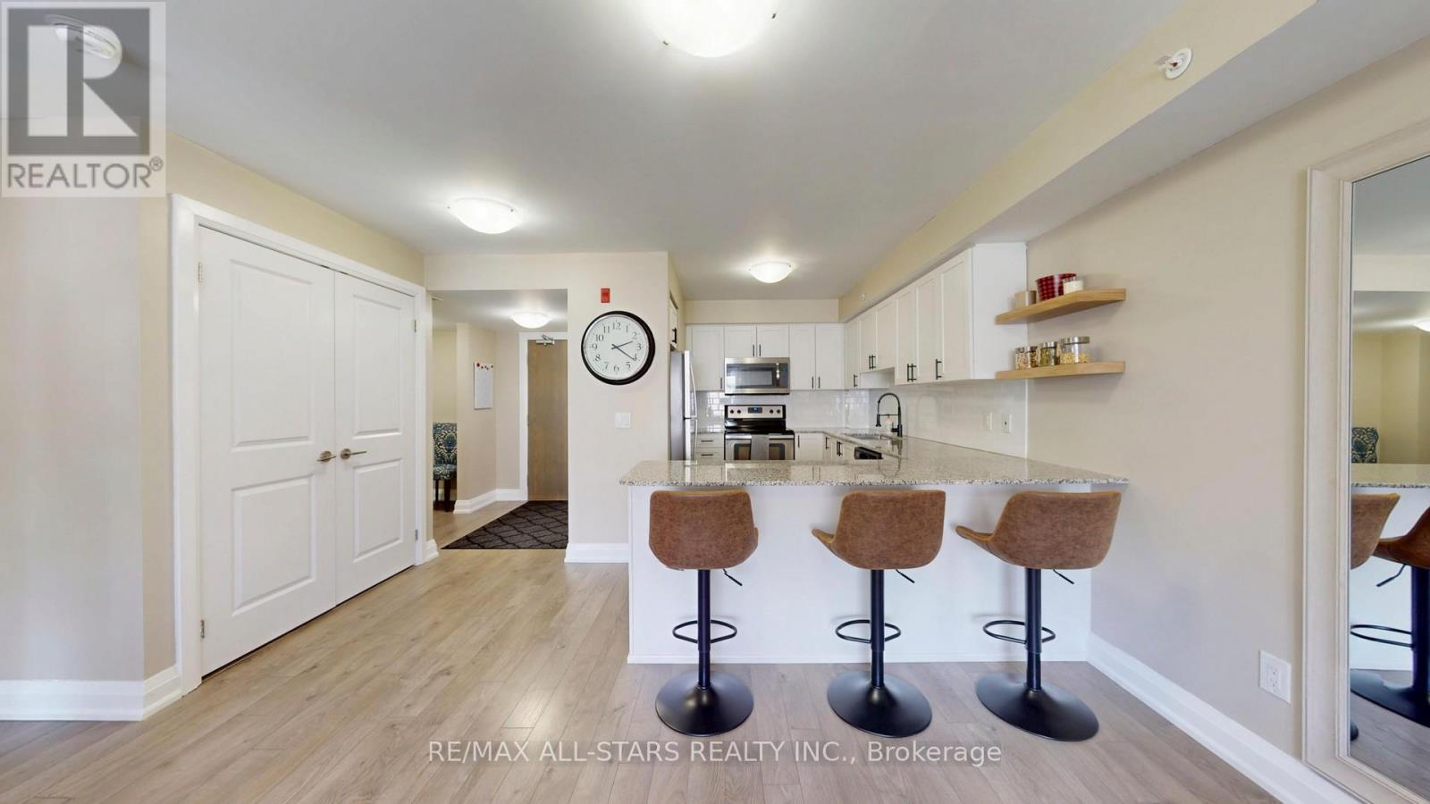203 - 481 Rupert Avenue Property Photo 4