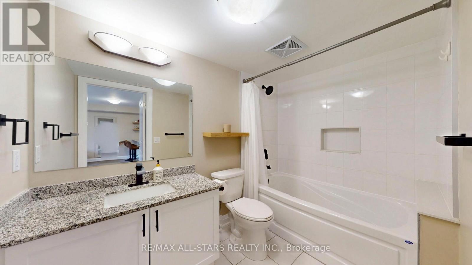 203 - 481 Rupert Avenue Property Photo 11