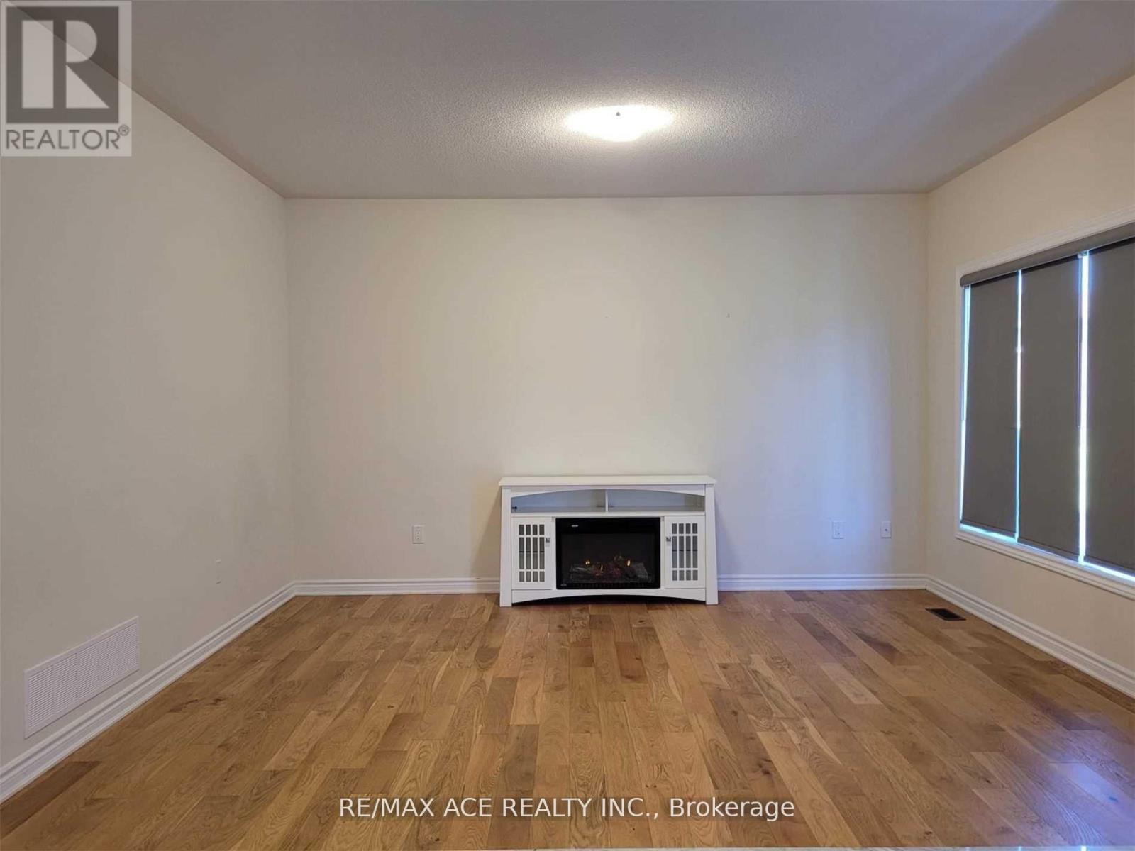 34 Furniss Street Property Photo 5