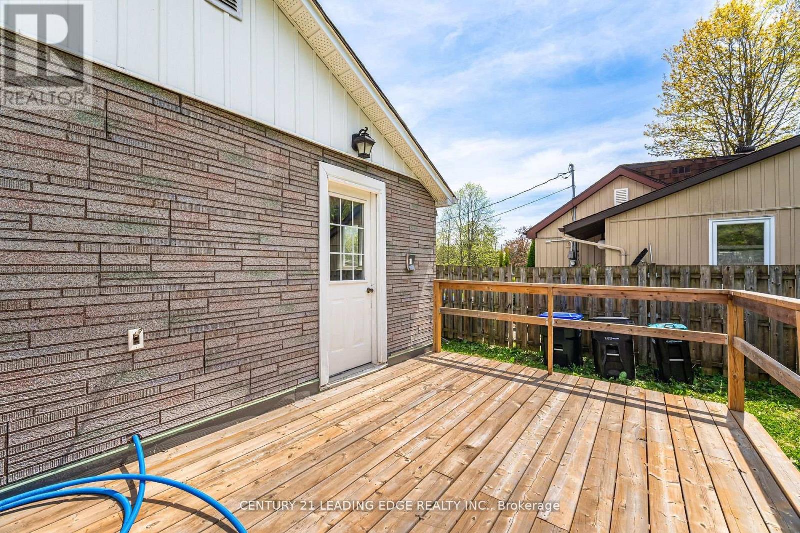 2678 25th Side Road Property Photo 19
