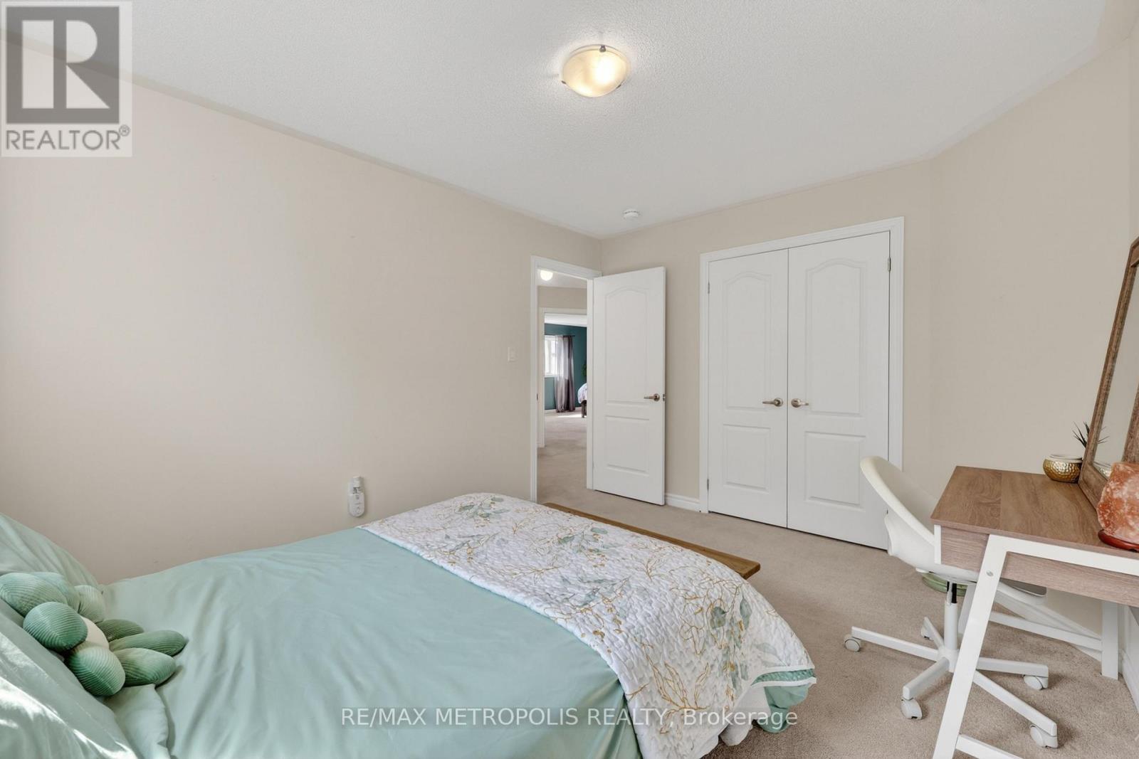 51 Furniss Street Property Photo 35